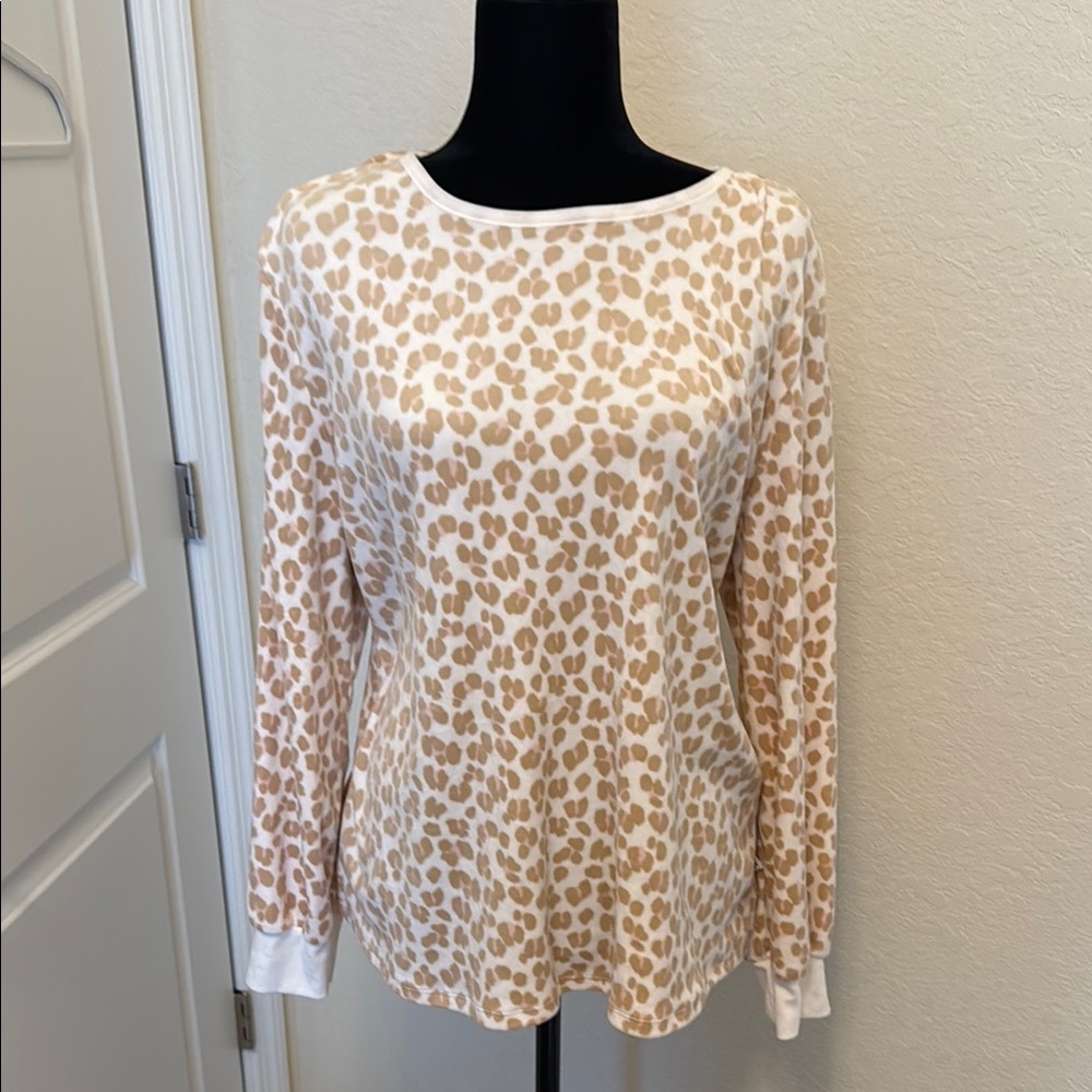 LAST CHANCE Leopard Print Long Sleeve Top